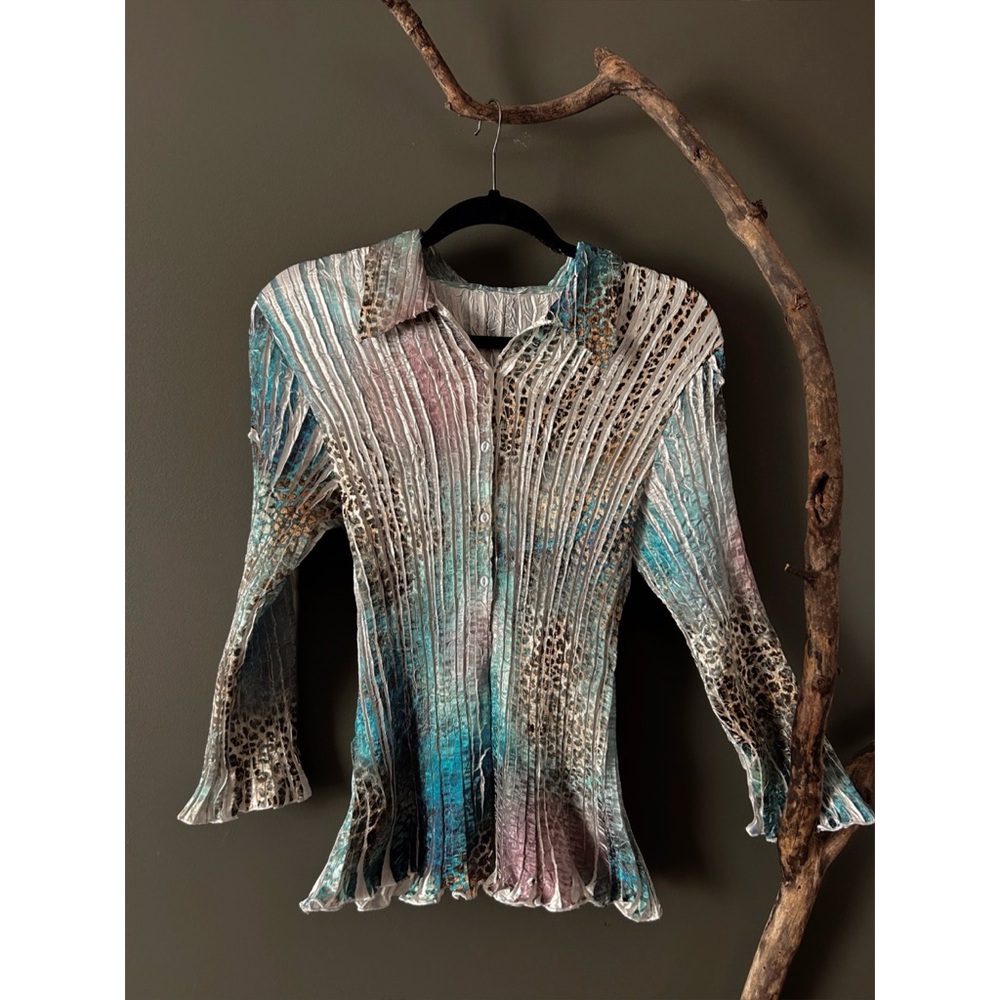 Vintage Y2K Leopard Print Crinkle Top